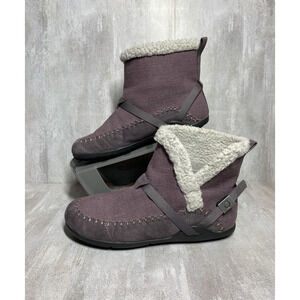 Xero Shoes Ashland Boots Womens Size 7.5 Purple Ankle Faux Shearling Barefoot